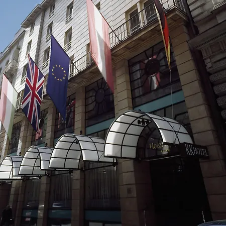 K+k オペラ ホテル 4*