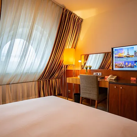 K+k オペラ 4* ブダペスト